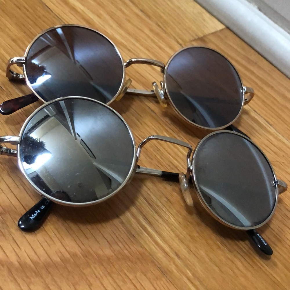Round sunglasses